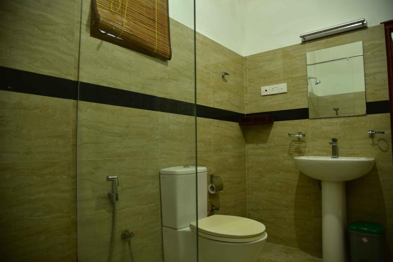 Lake Villa Resort Tissamaharama Luaran gambar