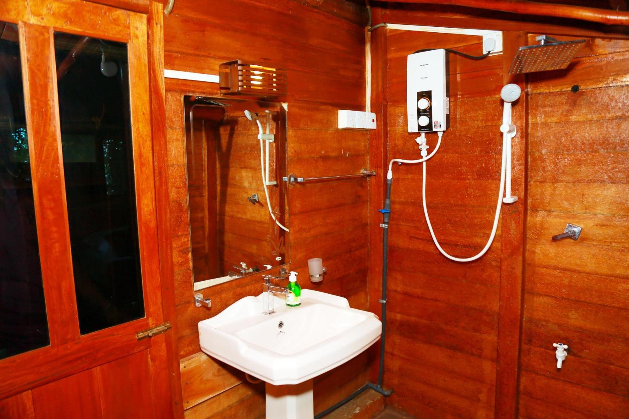 Lake Villa Resort Tissamaharama Luaran gambar
