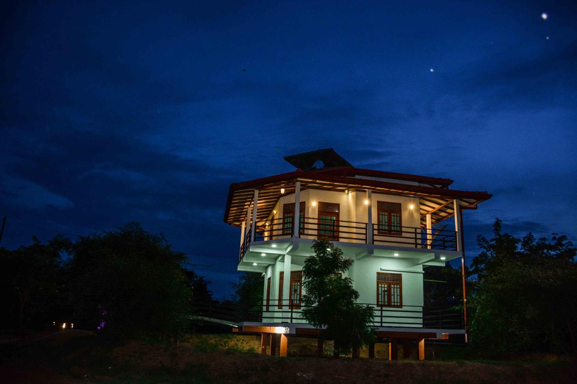 Lake Villa Resort Tissamaharama Luaran gambar